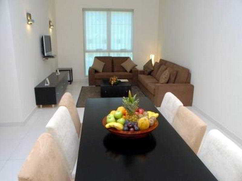 Royal Ascot Hotel Apartment - Kirklees 2 Dubai Bagian luar foto