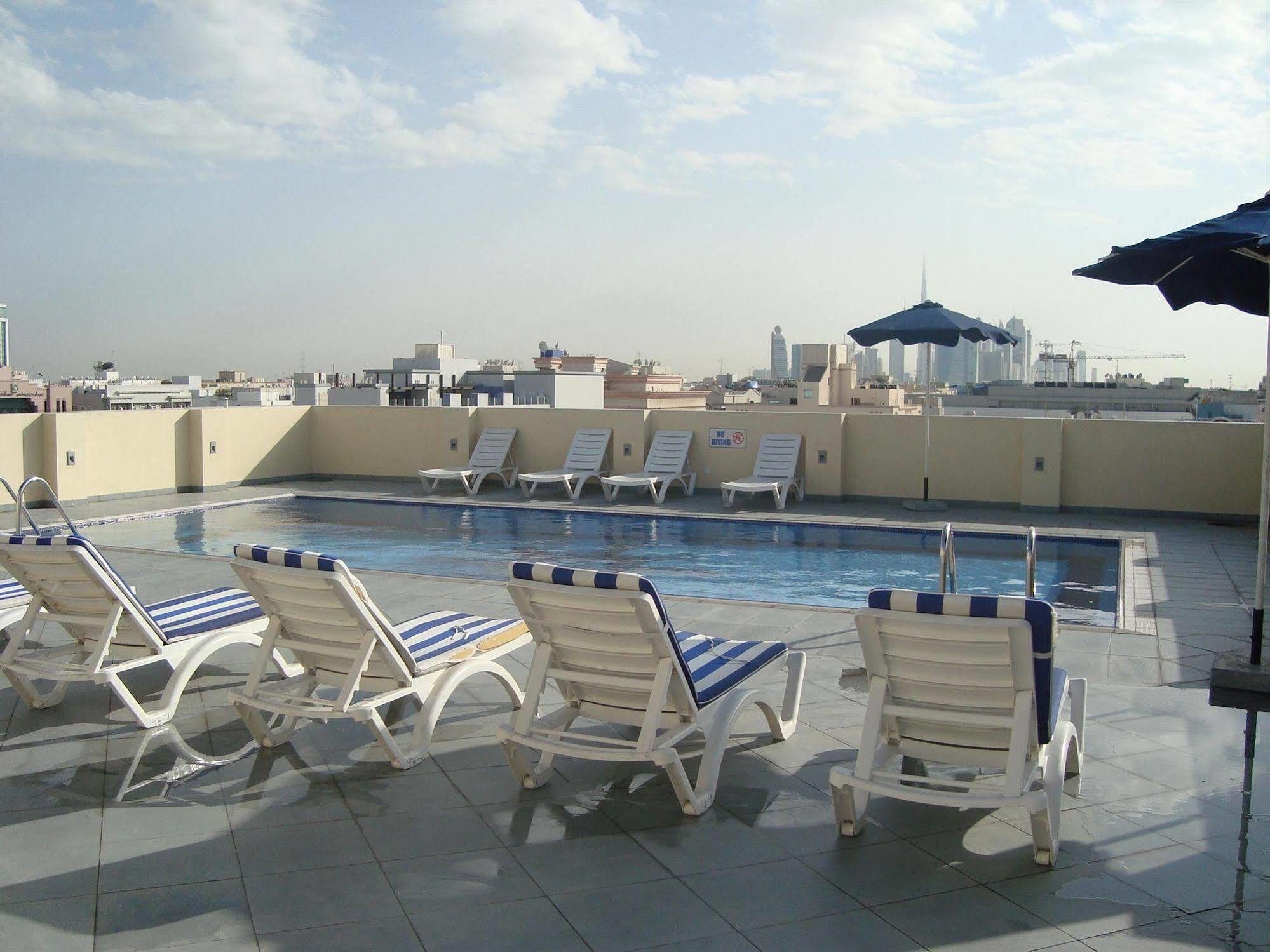 Royal Ascot Hotel Apartment - Kirklees 2 Dubai Bagian luar foto